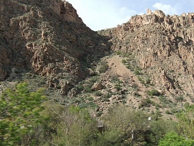 Фигура, вырезанная из черного картона и «внутренний «турок»